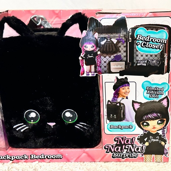 Na! Na! Na! Surprise 3-in -1 BackPack Bedroom Playset Tuesday Meow Doll NIB - Picture 4 of 7
